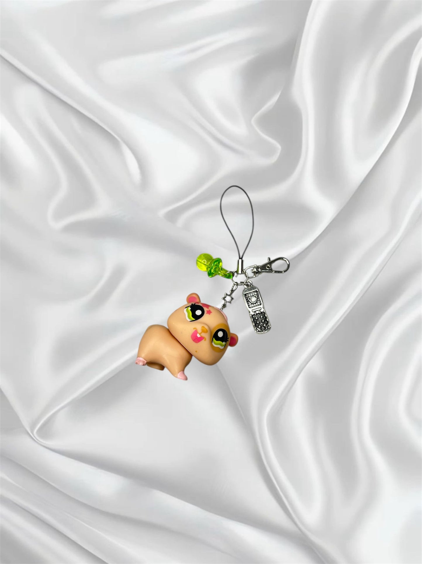 Bijou de téléphone Pogno